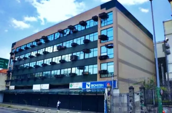 Rua Barão de São Fransisco - Sala Comercial. (ALUGADO)