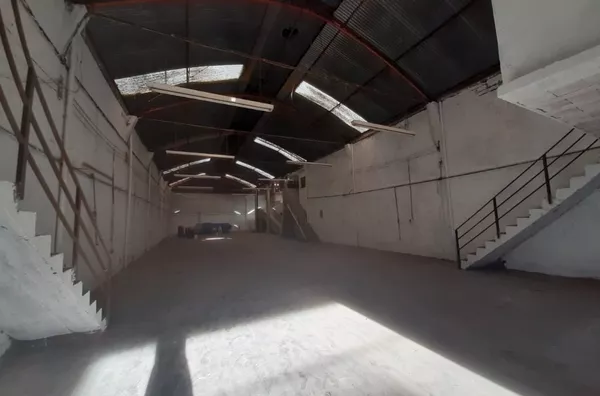 Galpão Comercial em Bangu.