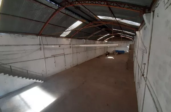 Galpão Comercial em Bangu.