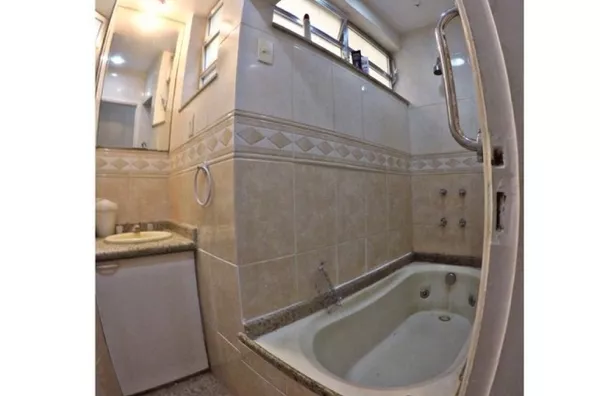 Rua Barão de Pirassinunga, Tijuca.