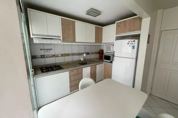  APARTAMENTO DE 02 DORMITÓRIOS MOBILIADO TRINDADE UFSC