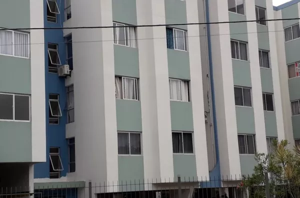 Apartamento de 02 dormitórios com garagem no Itacorubi