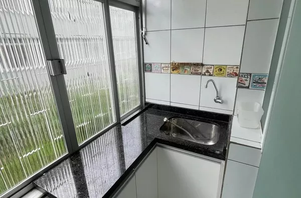  APARTAMENTO DE 02 DORMITÓRIOS MOBILIADO TRINDADE UFSC