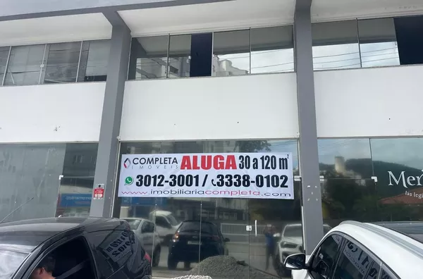 Loja de 60m² no bairro Passa Vinte - Palhoça