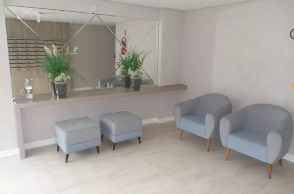 Apartamento funcional de 01 dormitório semi mobiliado, 01 garagem