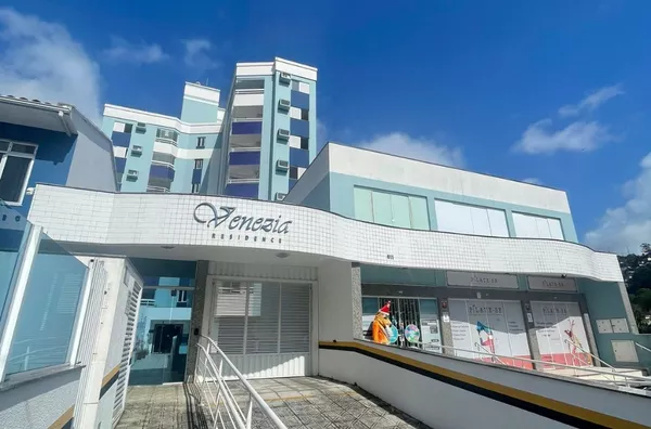 Apartamento para locação no bairro Carvoeira em Florianópolis