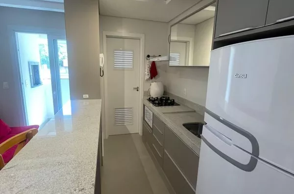 Apartamento novo para venda 01 quarto(s) com garagem na Trindade - Florianópolis