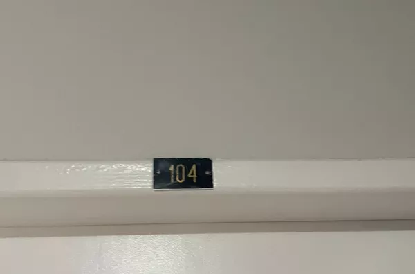 Apartamento 02 dormitórios com garagem, mobiliado no Itacorubi