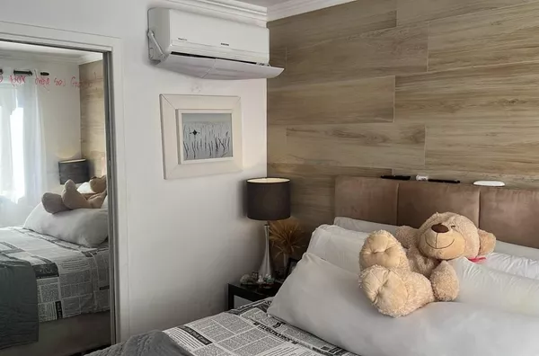 Apartamento de 02 dormitórios com garagem no Itacorubi