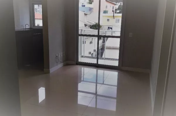 Apartamento funcional de 01 dormitório semi mobiliado, 01 garagem