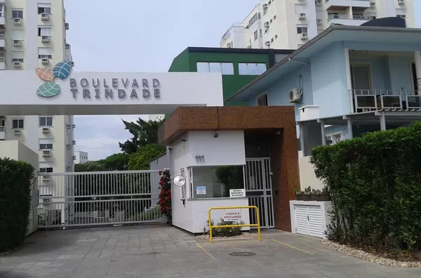 Apartamento amplo 03 dormitórios(01 suíte) para locação!