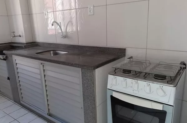 Apartamento 03 quartos mobiliado ao lado da UFSC