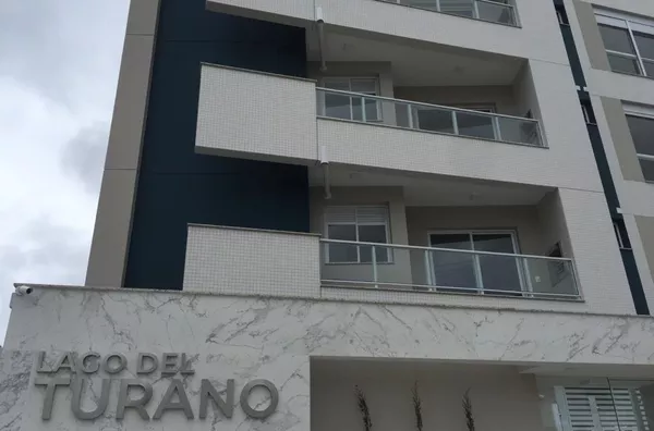 Studio a 50 m do Hospital Universitário com garagem