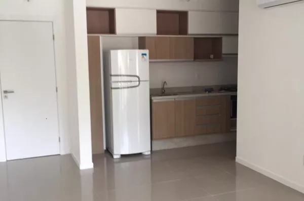 Ines de Castro -  Apartamento 02 dormitórios (01 suíte), sacada, garagem e hobby box