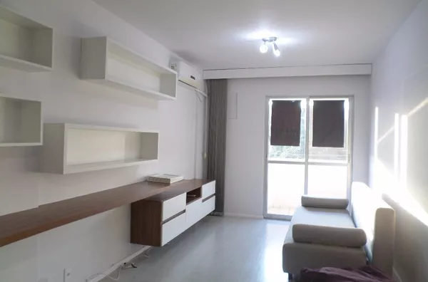 Apartamento 02 quartos semi mobiliado em frente UFSC/Eletrosul