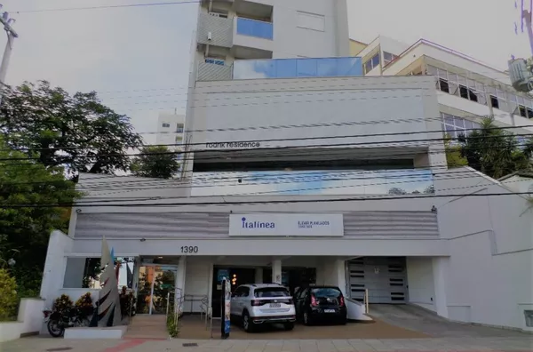 Apartamento 01 dormitório mobiliado - próximo da UFSC com garagem.