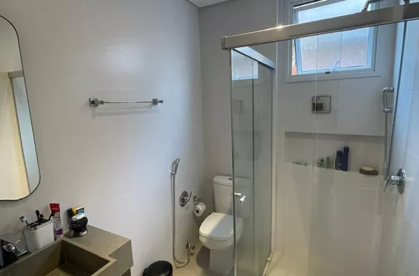COMPLETA IMÓVEIS VENDE - APARTAMENTO DE 02 DORMITÓRIOS E 02 VAGAS DE GARAGEM TRINDADE UFSC