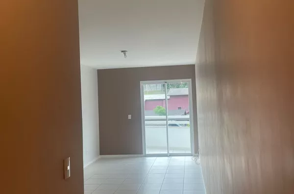 Apartamento para locação no bairro Carvoeira em Florianópolis