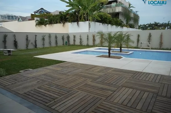 Barra da Tijuca - Condomínio Santa Mônica Jardins