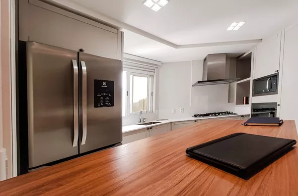 APARTAMENTO 03 SUÍTES NO ED. INFINITY COAST