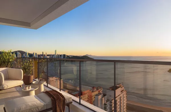 LANÇAMENTO 04 SUÍTES NO CENTRO DE BALNEÁRIO CAMBORIÚ