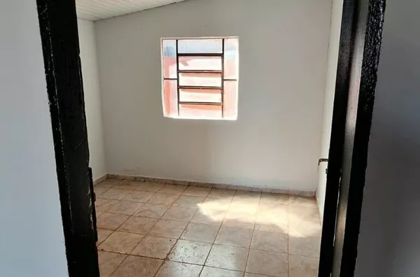 Casa para aluguel, 4 quarto(s),  Jardim Floriza, Tangará Da Serra