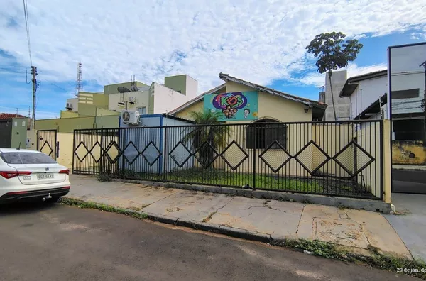 Casa para venda, 3 quarto(s),  Centro, Tangará Da Serra