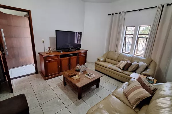 Casa para venda, 5 quarto(s),  Vila Alta, Tangará Da Serra