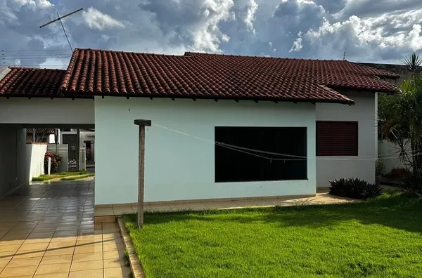 Casa para venda, 3 quarto(s),  Centro, Tangará Da Serra