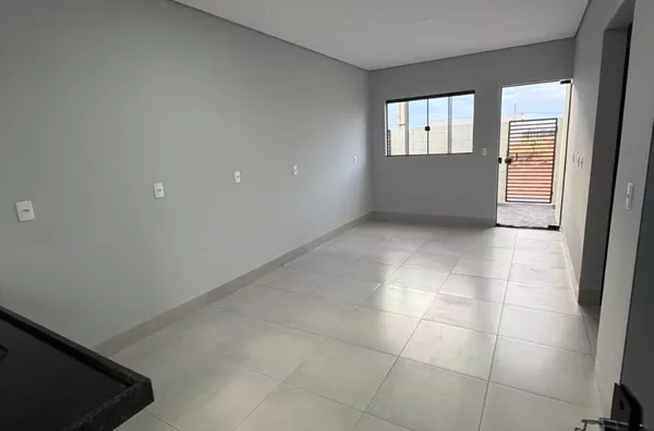 Casa para venda, 2 quarto(s),  Jardim Milão, Tangará Da Serra