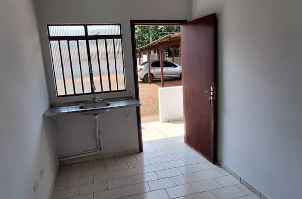 Kitinete/conjugados para aluguel, Centro, Tangará da Serra - Foto 4