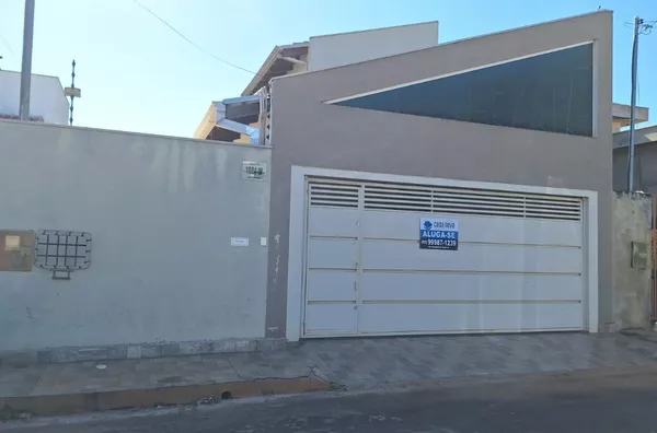 Sobrado para aluguel, 3 quarto(s),  Jardim Santa Lucia, Tangará Da Serra