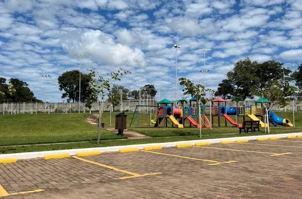 Terreno para venda,  Condominio Garden Ville, Tangará Da Serra