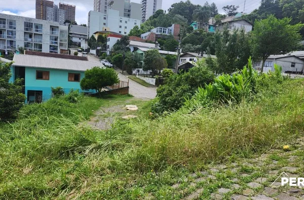 Terreno para venda,  Petrópolis, Caxias Do Sul