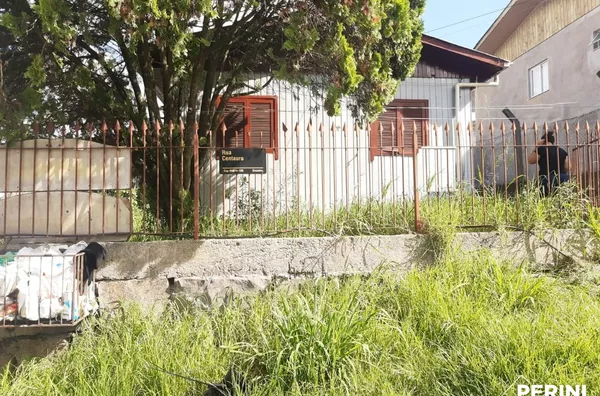 CASA BAIRRO CRUZEIRO