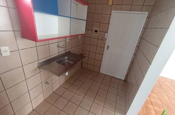 Apto na R. Antonina do Norte, Monte Castelo