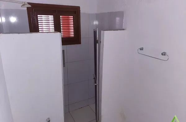 VENDO CASA TIPO C NA CIDADE 2000