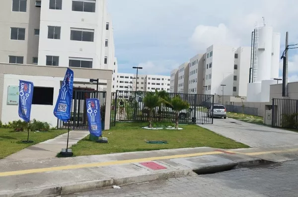 Apartamento para aluguel, 2 quarto(s),  Lagoa Redonda, Fortaleza