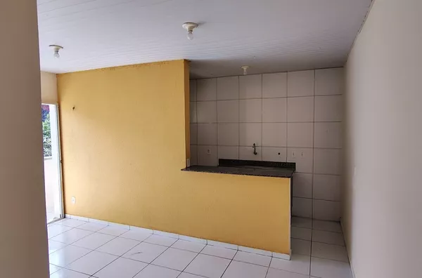 Apto na Av. das Graviolas, Cid. 2000