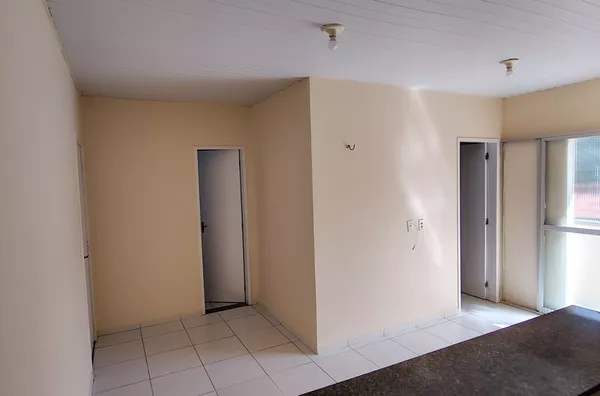 Apto na Av. das Graviolas, Cid. 2000