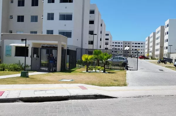 Apartamento para aluguel,  Lagoa Redonda, Fortaleza
