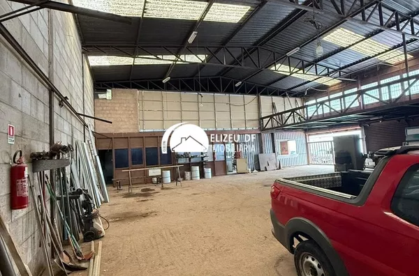 Elizeu DF Imobiliária vende Galpão na QE 40, Guará II