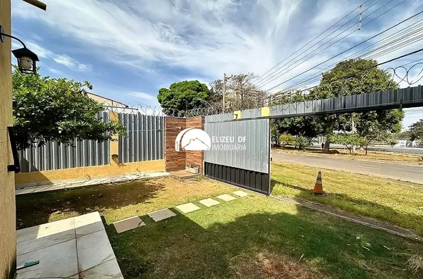 Elizeu Imóveis vende casa na QE 24 do Guará II