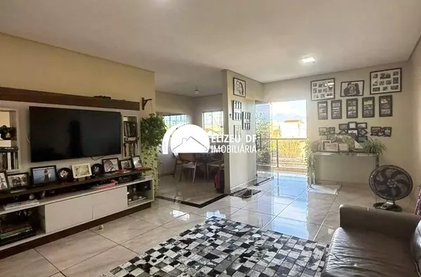 Casa em condomínio para , 6 quarto(s),  Guará Ii, Brasília