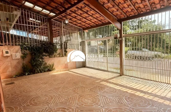 Excelente casa na QI 01 no Guará , Oportunidade! 