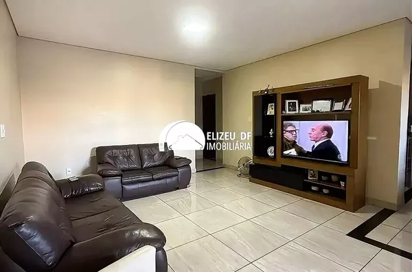 Casa em condomínio para , 6 quarto(s),  Guará Ii, Brasília