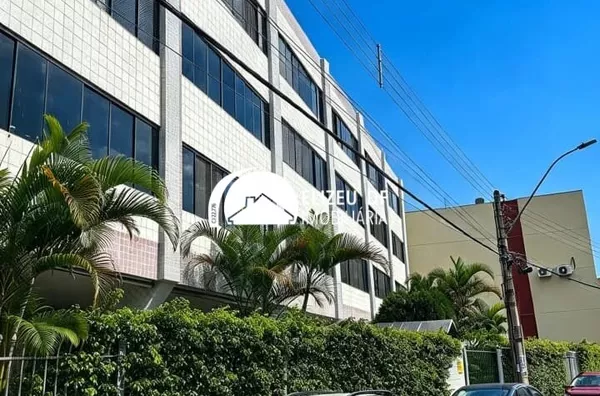 Elizeu Imóveis vende apartamento com 3 quartos sendo 1 suíte na QELC 2 do Lucio Costa 
