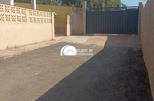 Elizeu Df imobiliária vende lote em condomínio em Arniqueiras