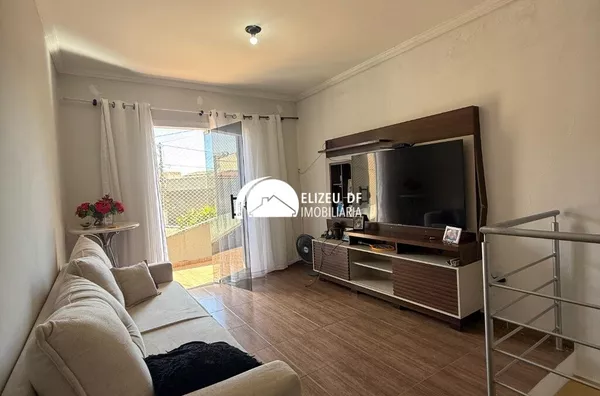 Excelente sobrado para venda no Setor Habitacional Arniqueira (águas Claras), Brasília