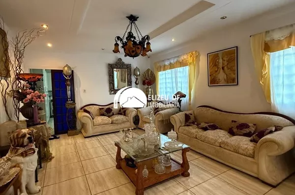 Ótima casa ampla com lote de 504 m² em condomínio na parte nobre do Guara Park